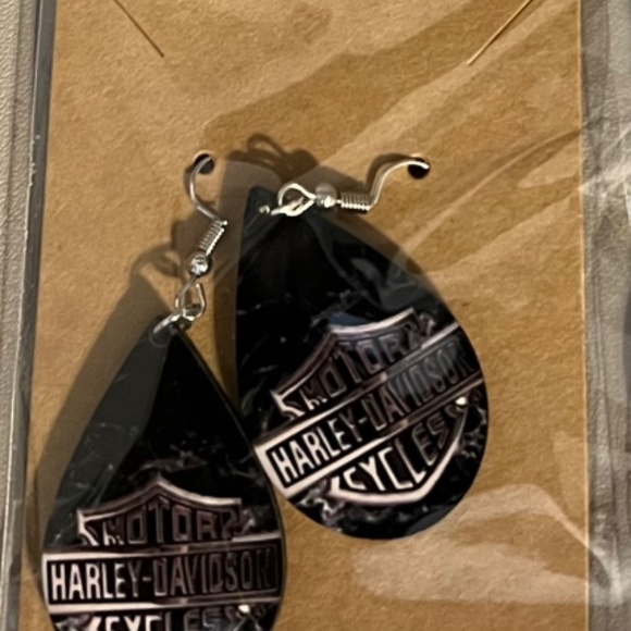 Tear drop earrings - Picture 5 of 7